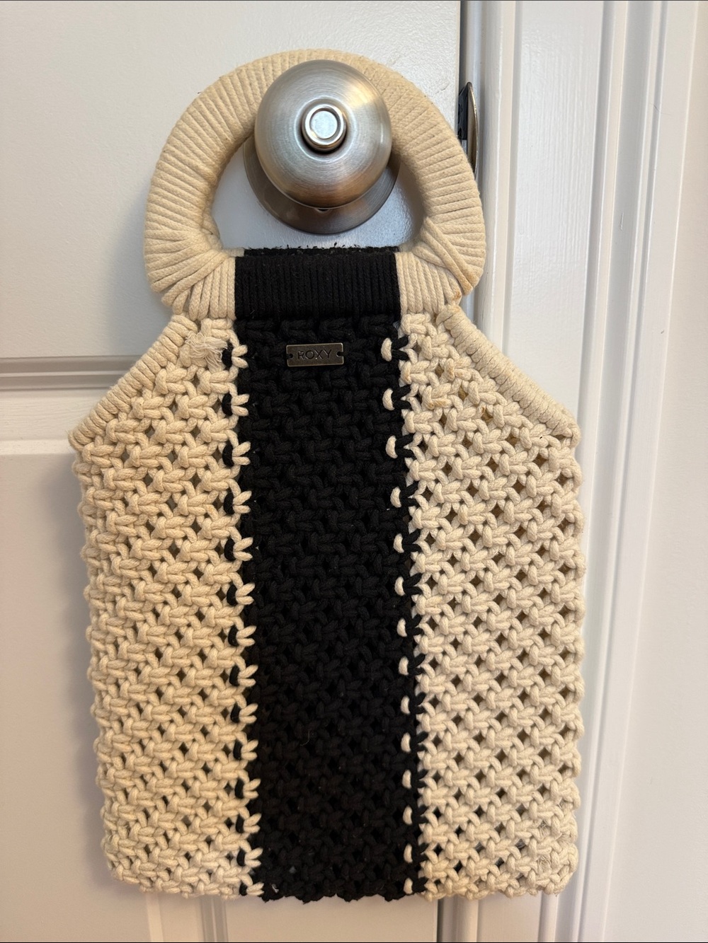 Roxy Cream and Black Woven Hanging Tote Beach Bag Purse